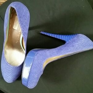 RACHEL Rachel Roy Vibrant Blue Snakeskin Heels